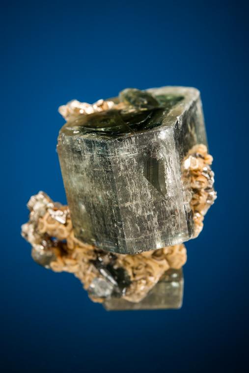 FLUORAPATITE with ARSENOPYRITE